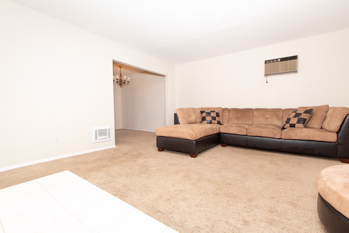 San Diego House: 7930 Mission Center Ct