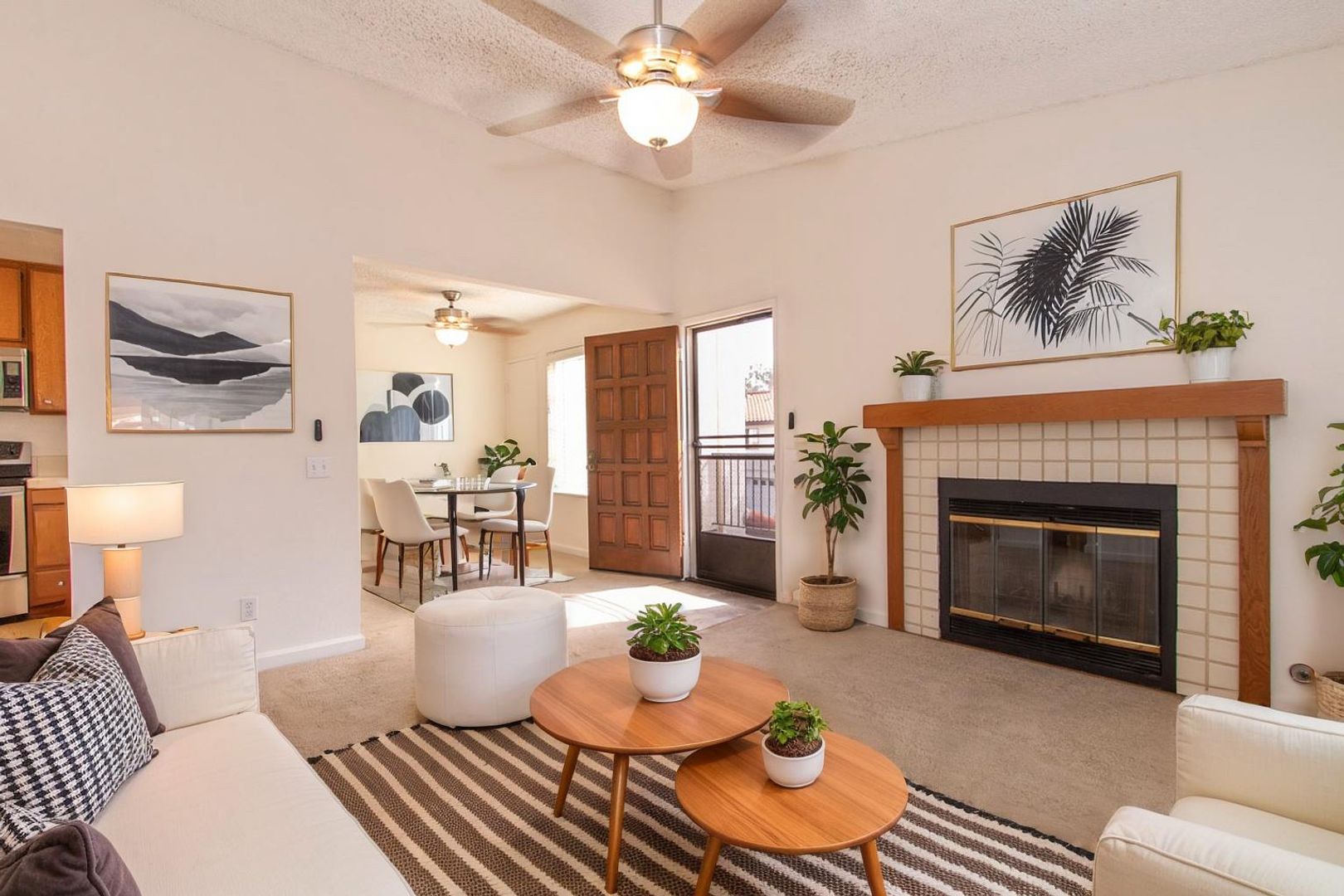 San Diego Apartment: 4165 Porte De Merano #149