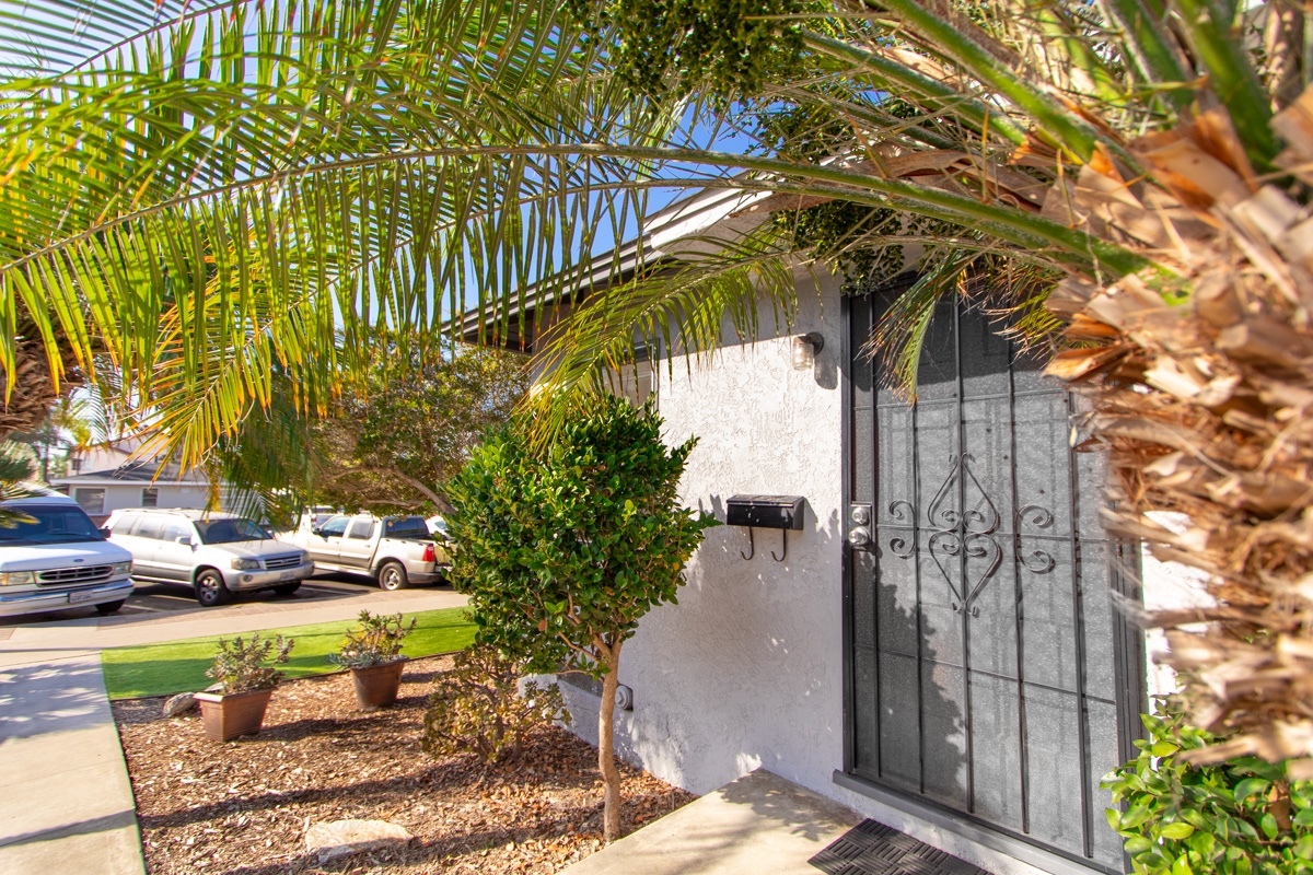 San Diego Apartment: 826 Diamond Street