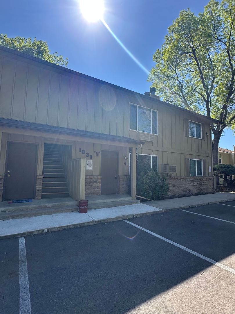 Fort Collins House: 1030 Davidson Drive H4