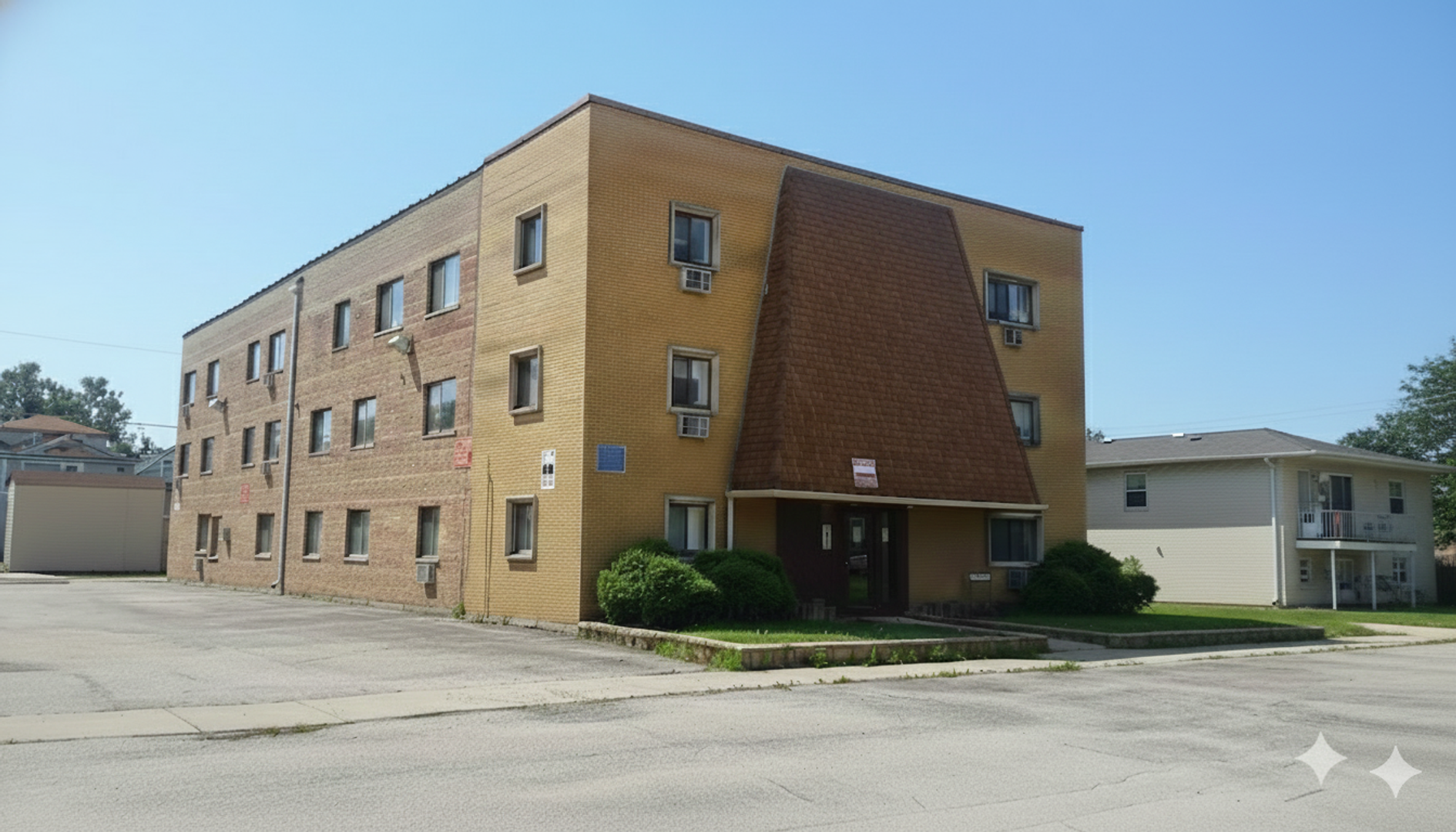 Summit Apartment: 7631 W 63rd Pl