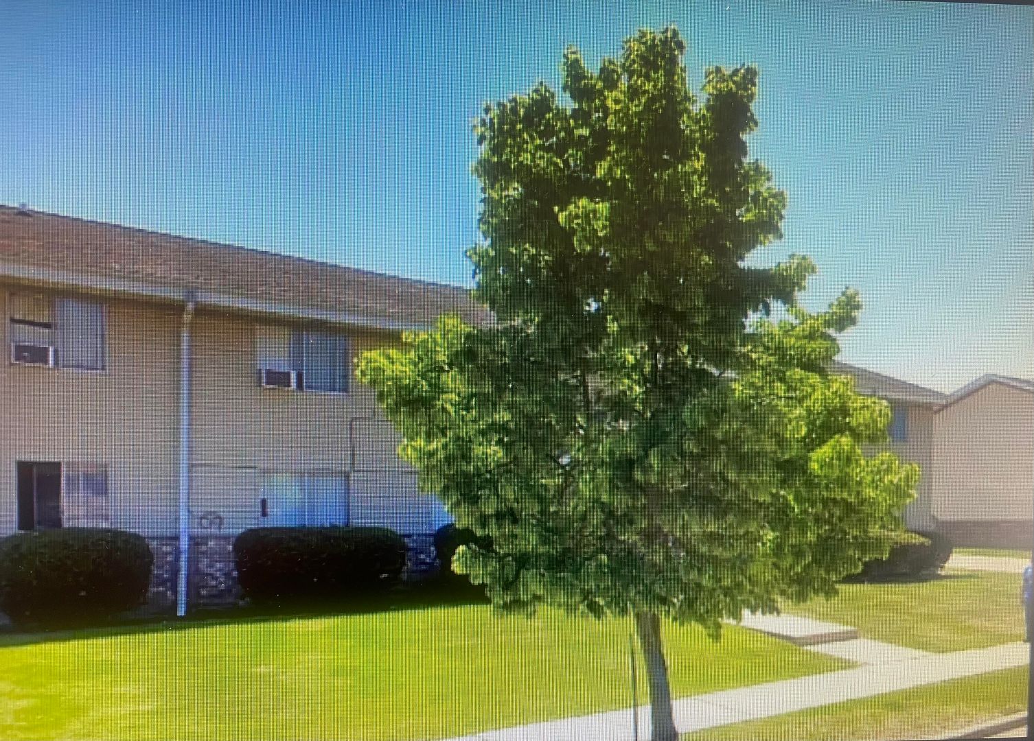 Kenosha Apartment: 4023-4209 50th St., 5020 40th Ave.