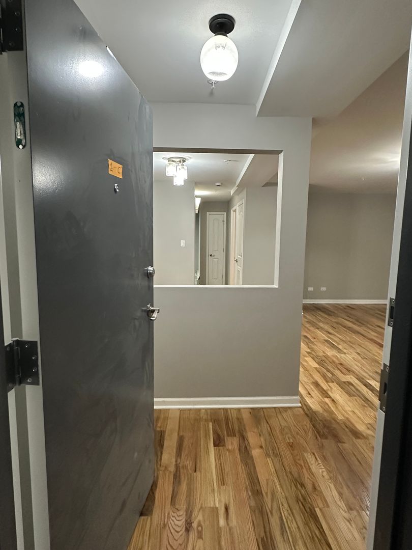 Alsip Apartment: 4209-4225 W. 115th Street