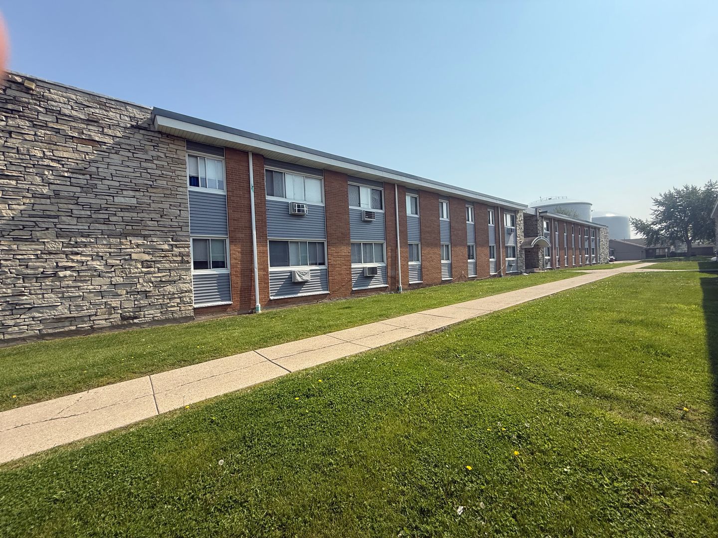 Kenosha Apartment: 5904, 5818, 5912 50th Ave.