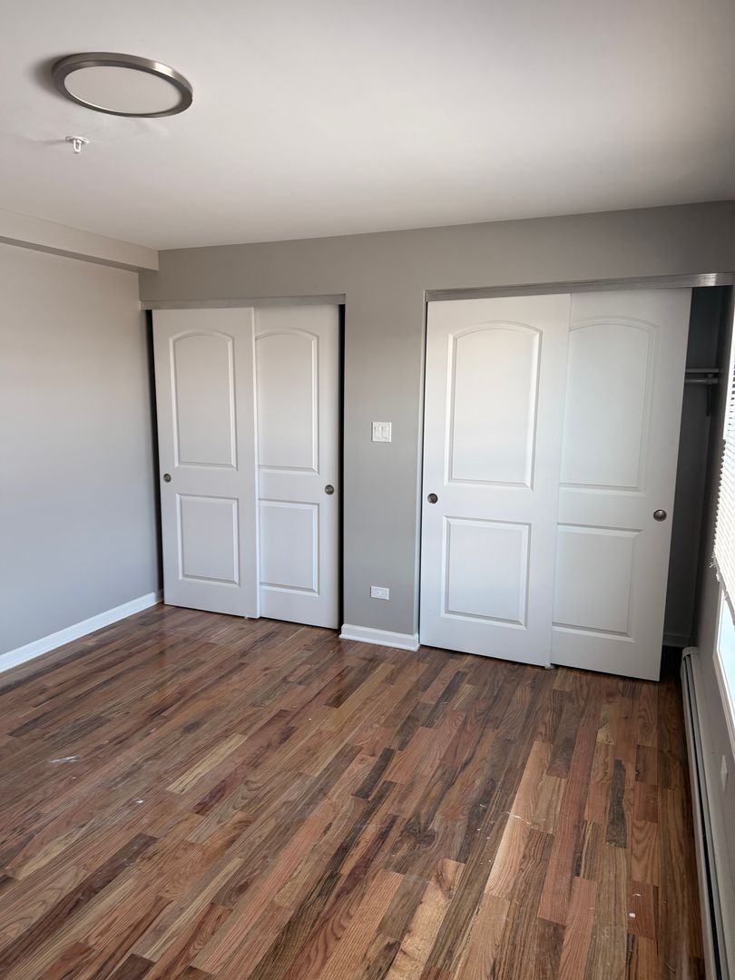 Alsip Apartment: 4209-4225 W. 115th Street