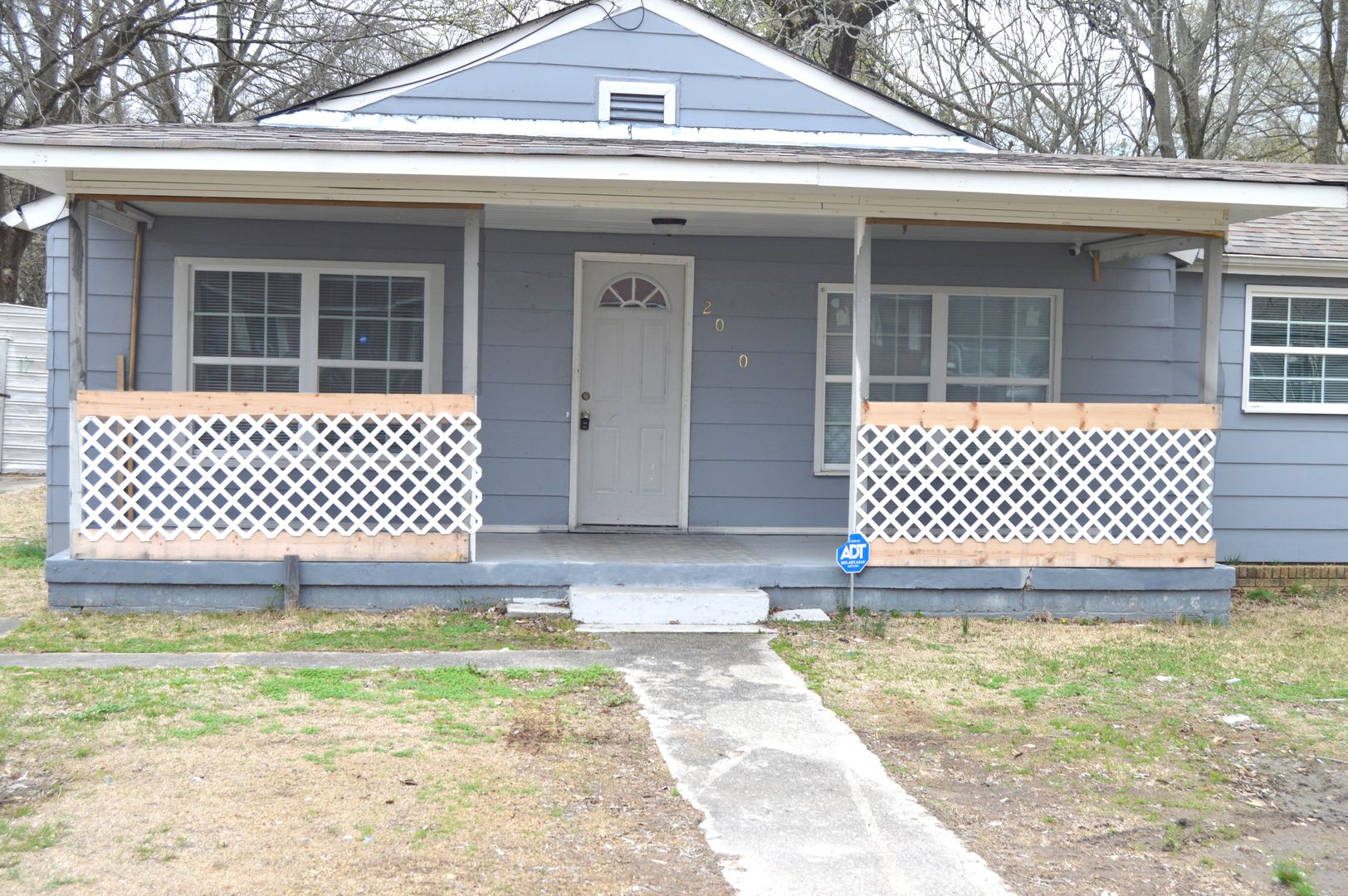 Decatur House: 2010 Morgan Ave SW