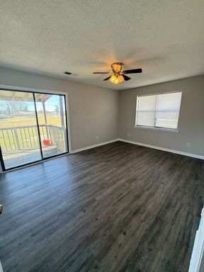 Spacious & Bright 1-Bedroom Upstairs Apartment