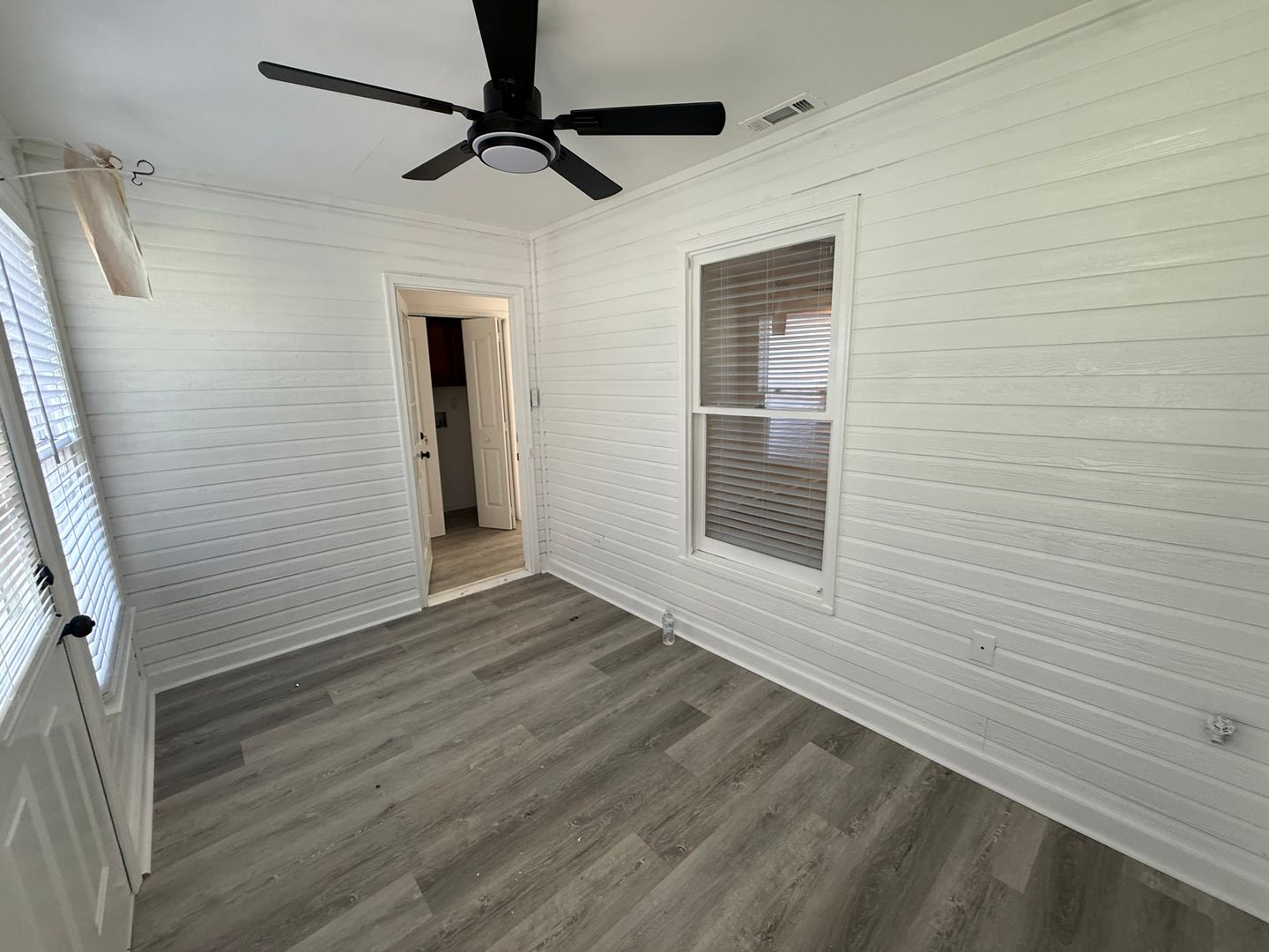 Decatur House: 425 Autumnwood Dr SW