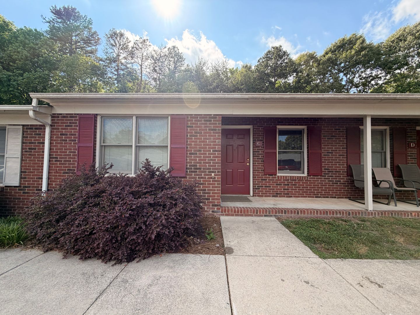 Jamestown Apartment: 3020 A-F Sherrill Avenue