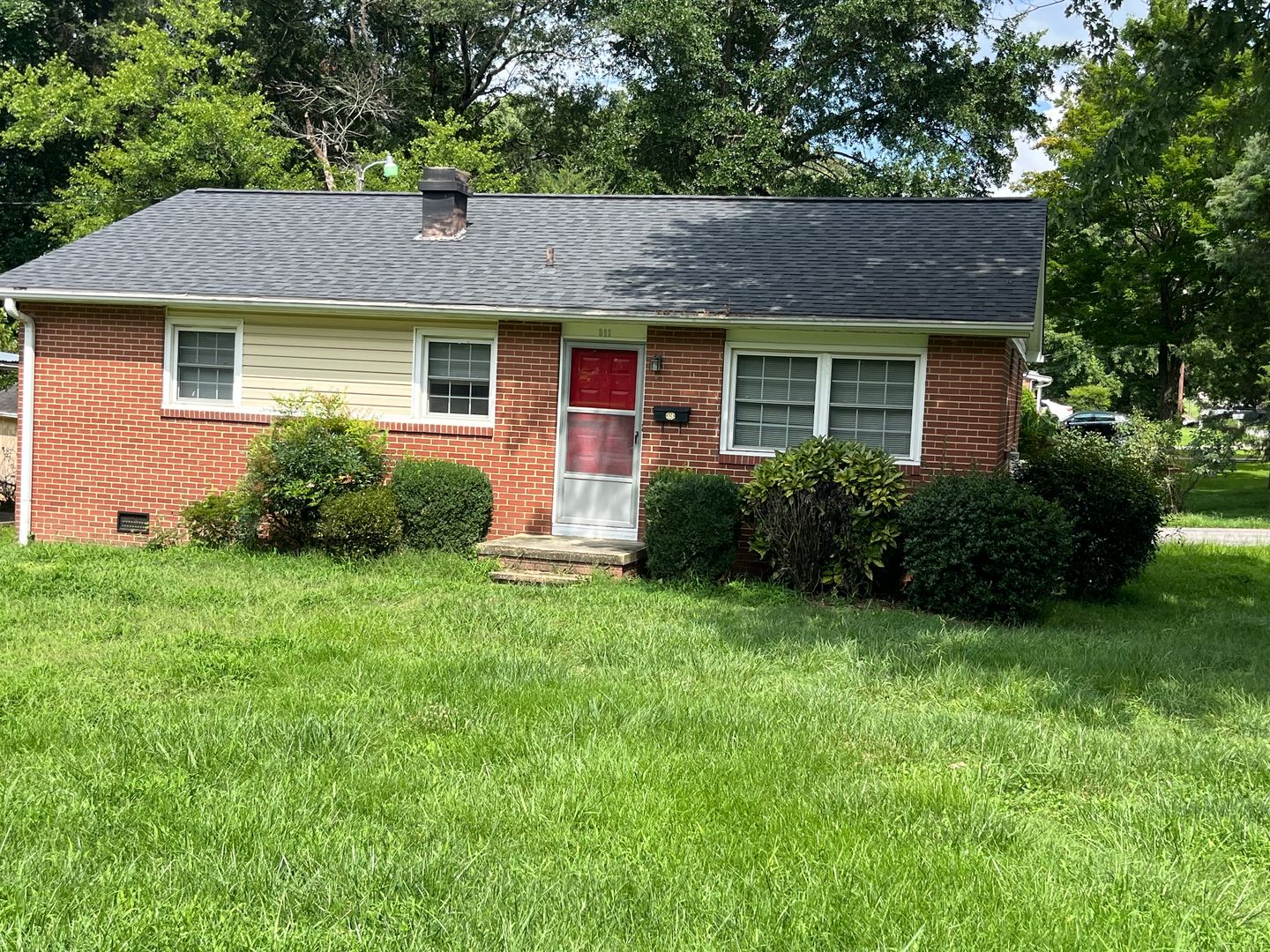 Thomasville House: 311 Carter Dr