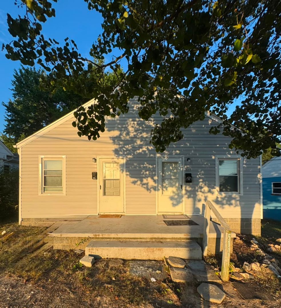 Thomasville Apartment: 511 Memorial Park Dr.