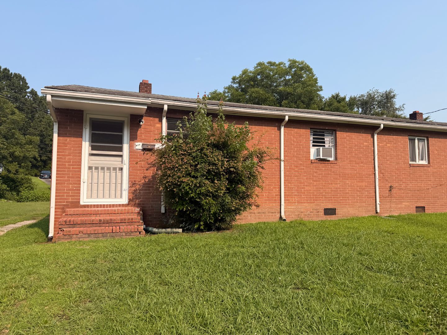Thomasville Apartment: 812 Douglas Dr.