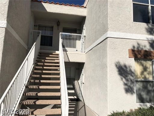2 bedroom condo – photo 1