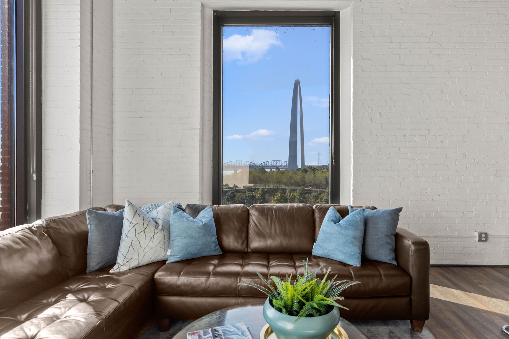 St. Louis Apartment: 701 N 1st St
