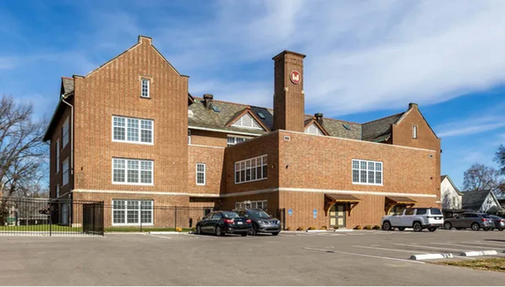 St. Louis Apartment: 7135 Canterbury Ave