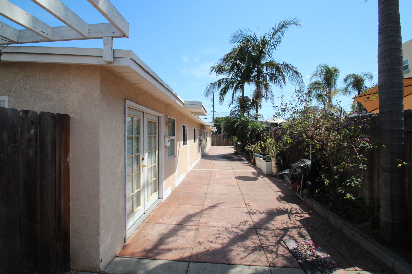 San Diego Apartment: 2039-2043 Grand Avenue