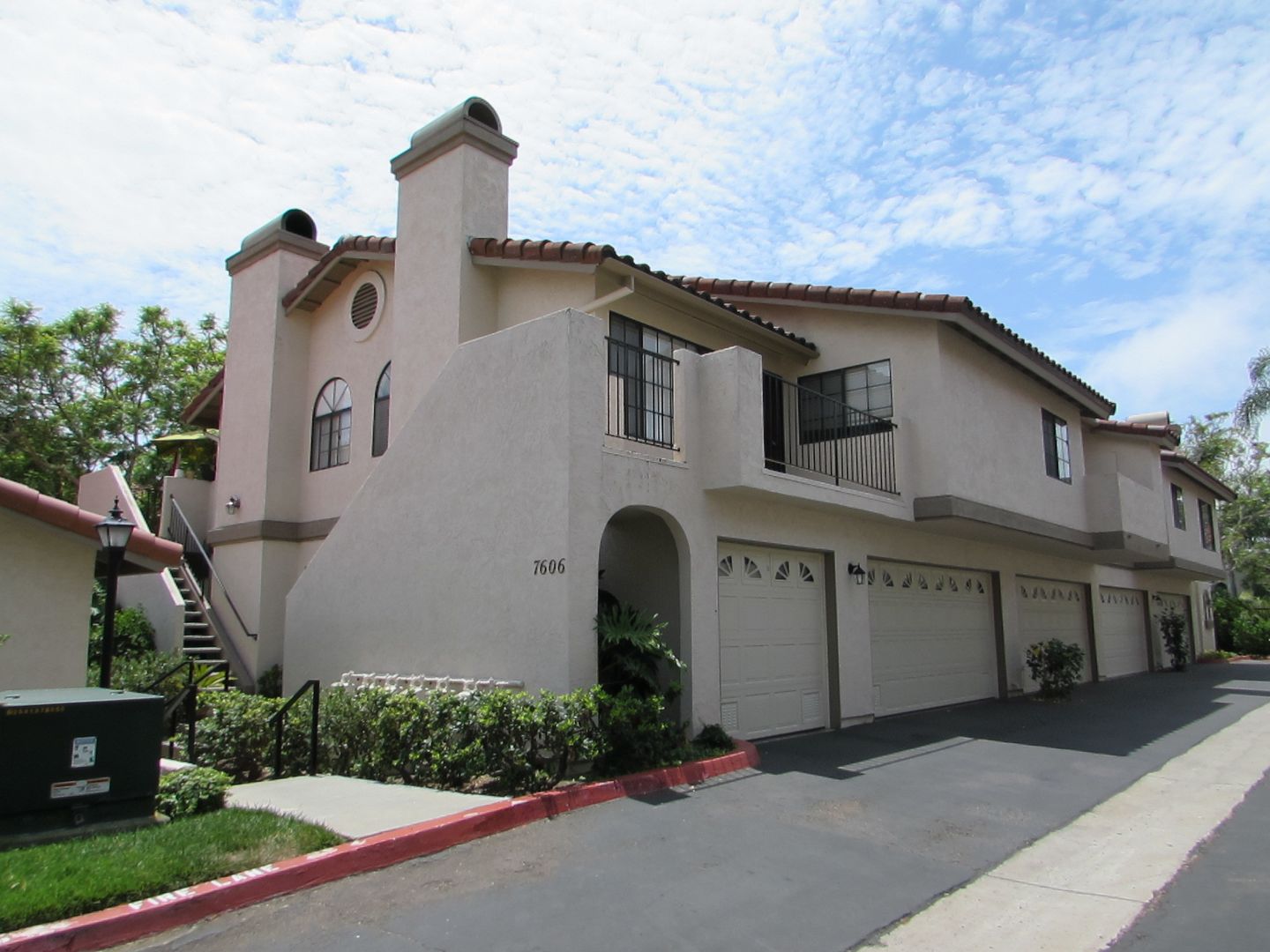 San Diego Condo: 7606 Palmilla Dr Unit 38