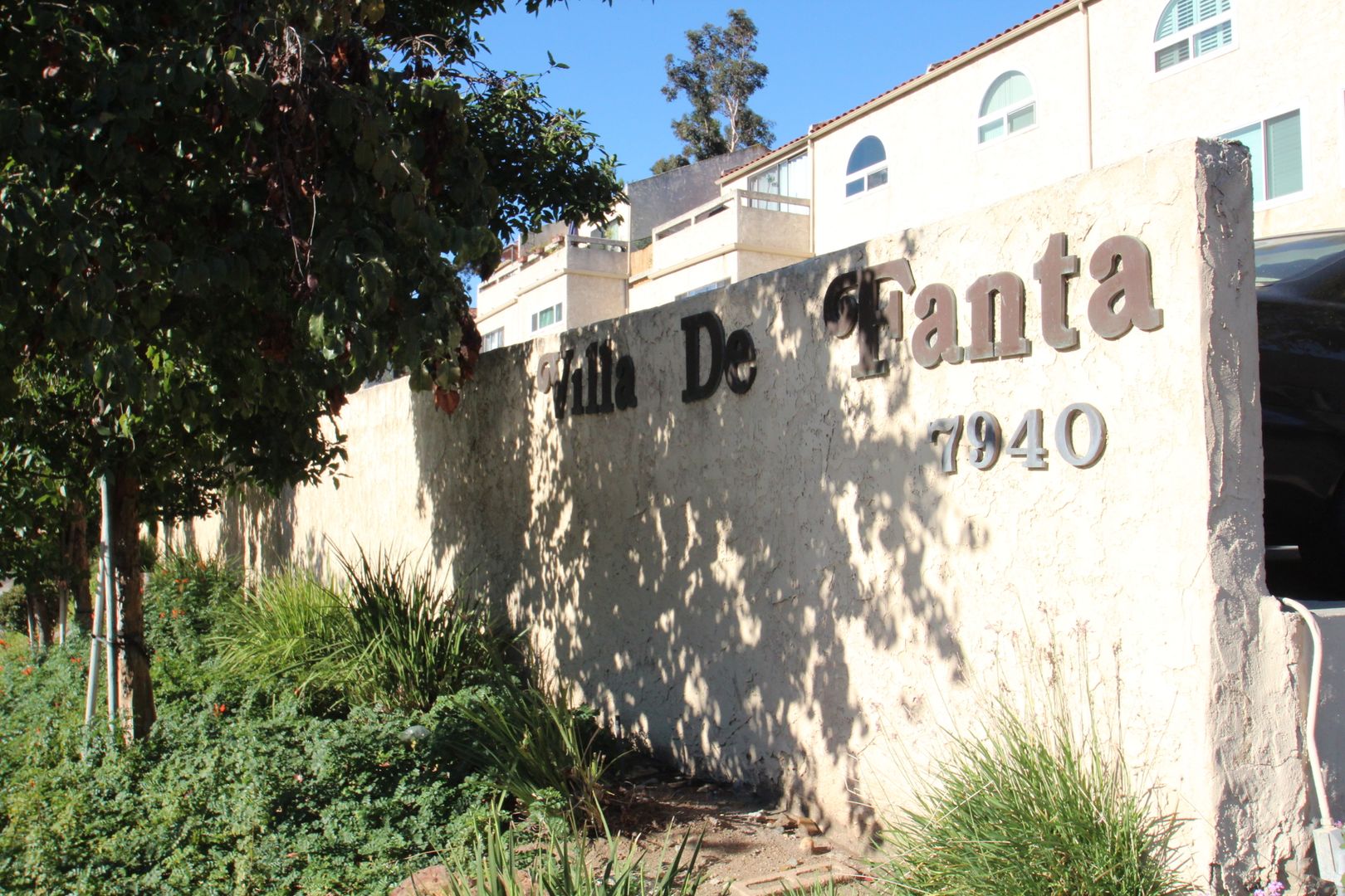 La Mesa House: 7940 University Ave #33
