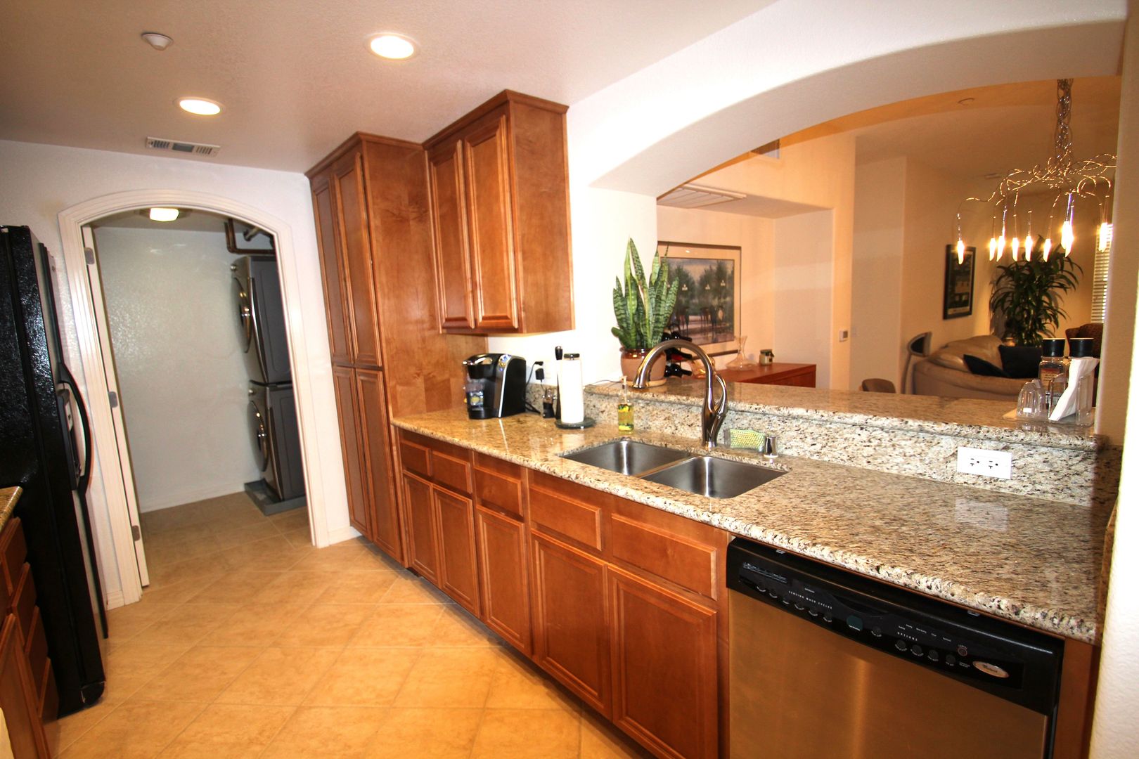 San Diego House: 301 W G Street Unit 316