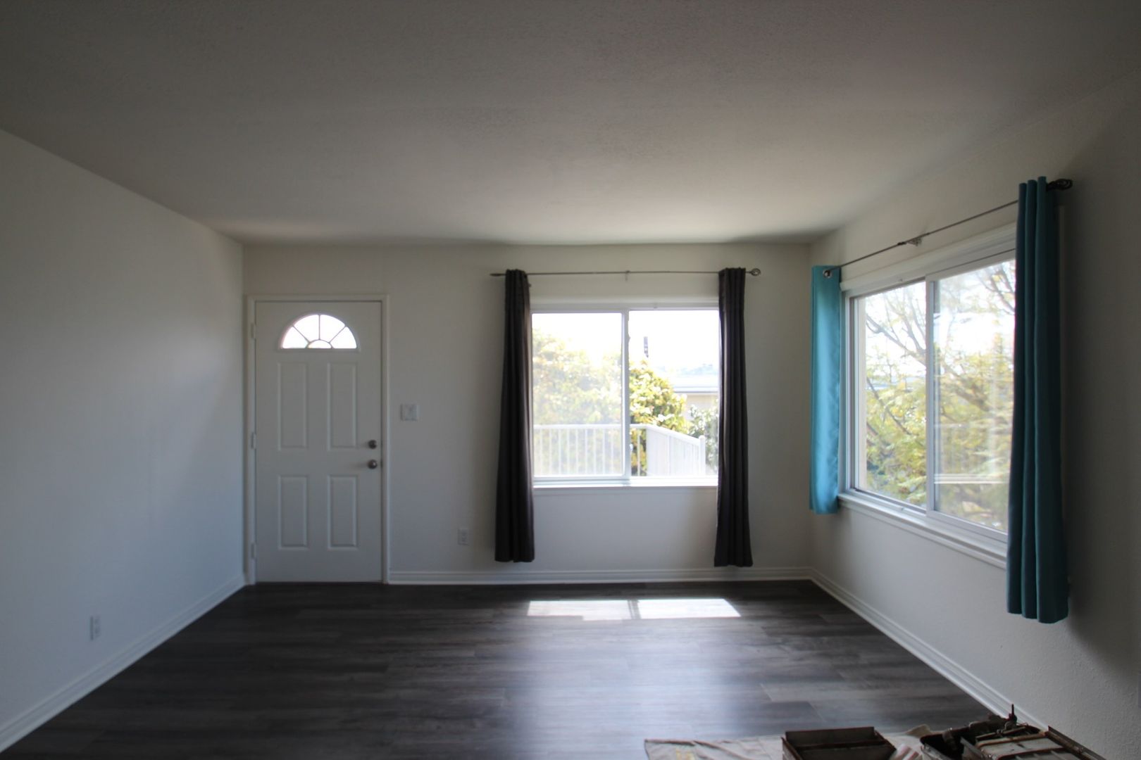 San Diego Apartment: 5860 - 5864 Mildred Street
