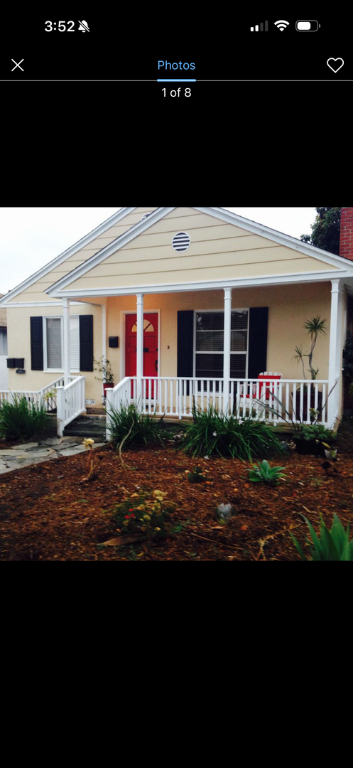Los Angeles House: 7134 W. 85th Street