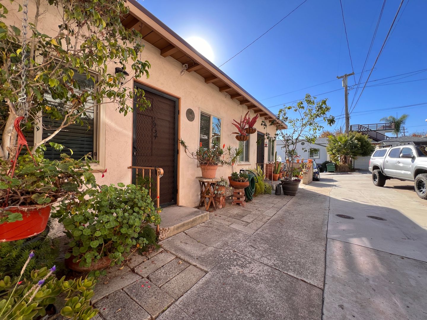 San Diego Apartment: 1924-1938 Florida Ct