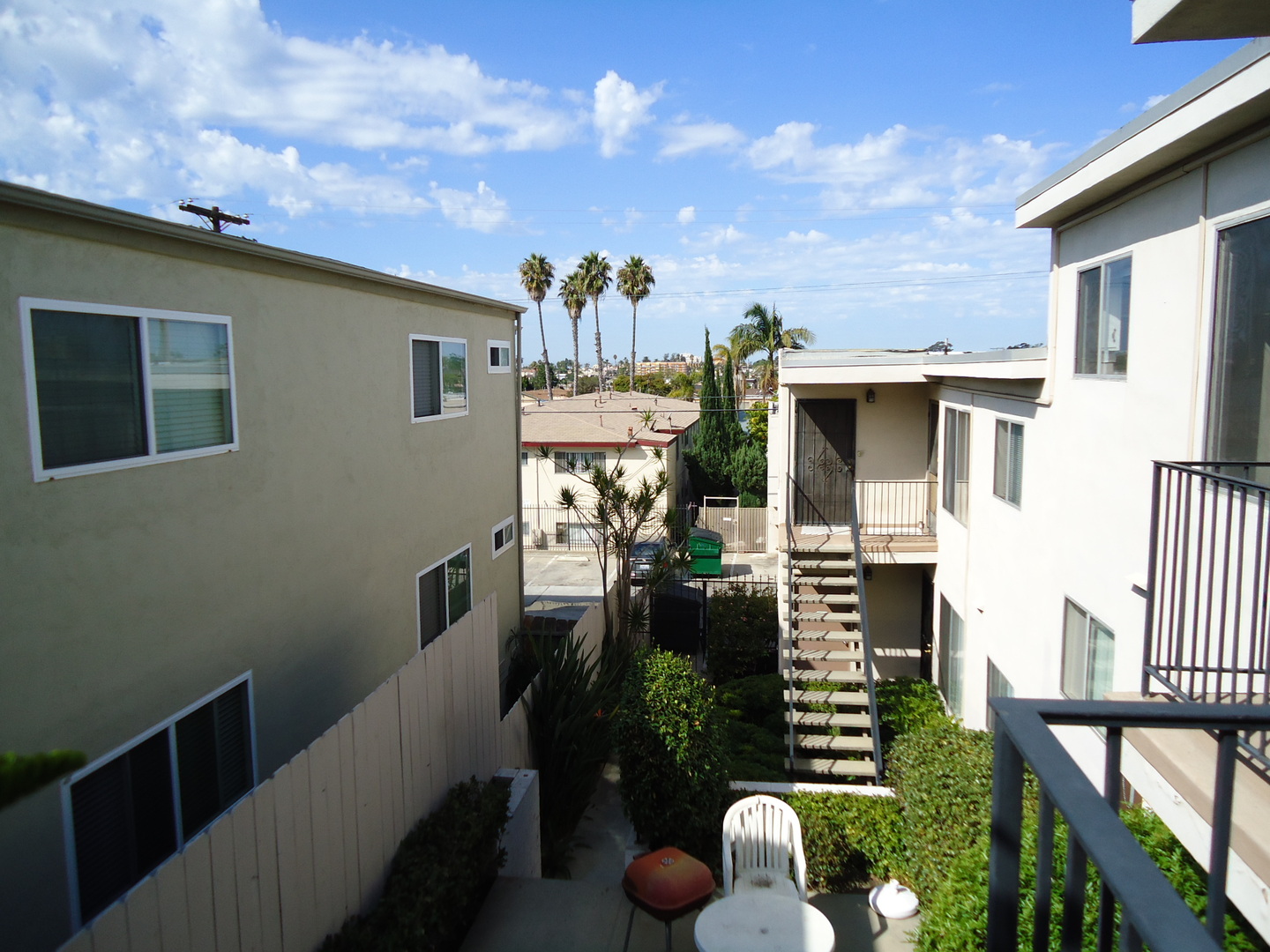 San Diego Apartment: 4160 Hamilton Street