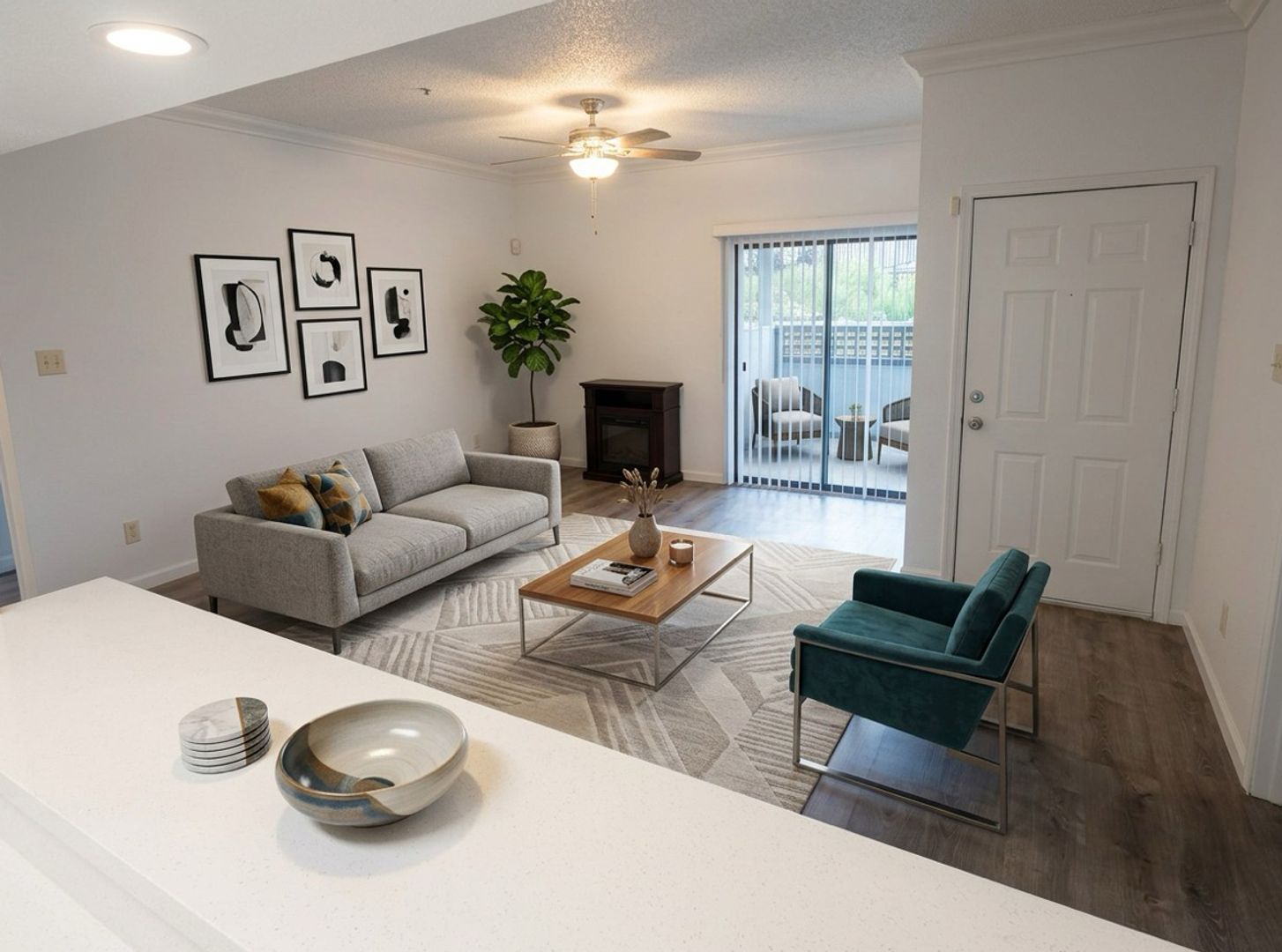 1201 Glen Cove Pkwy #201 - Main Image