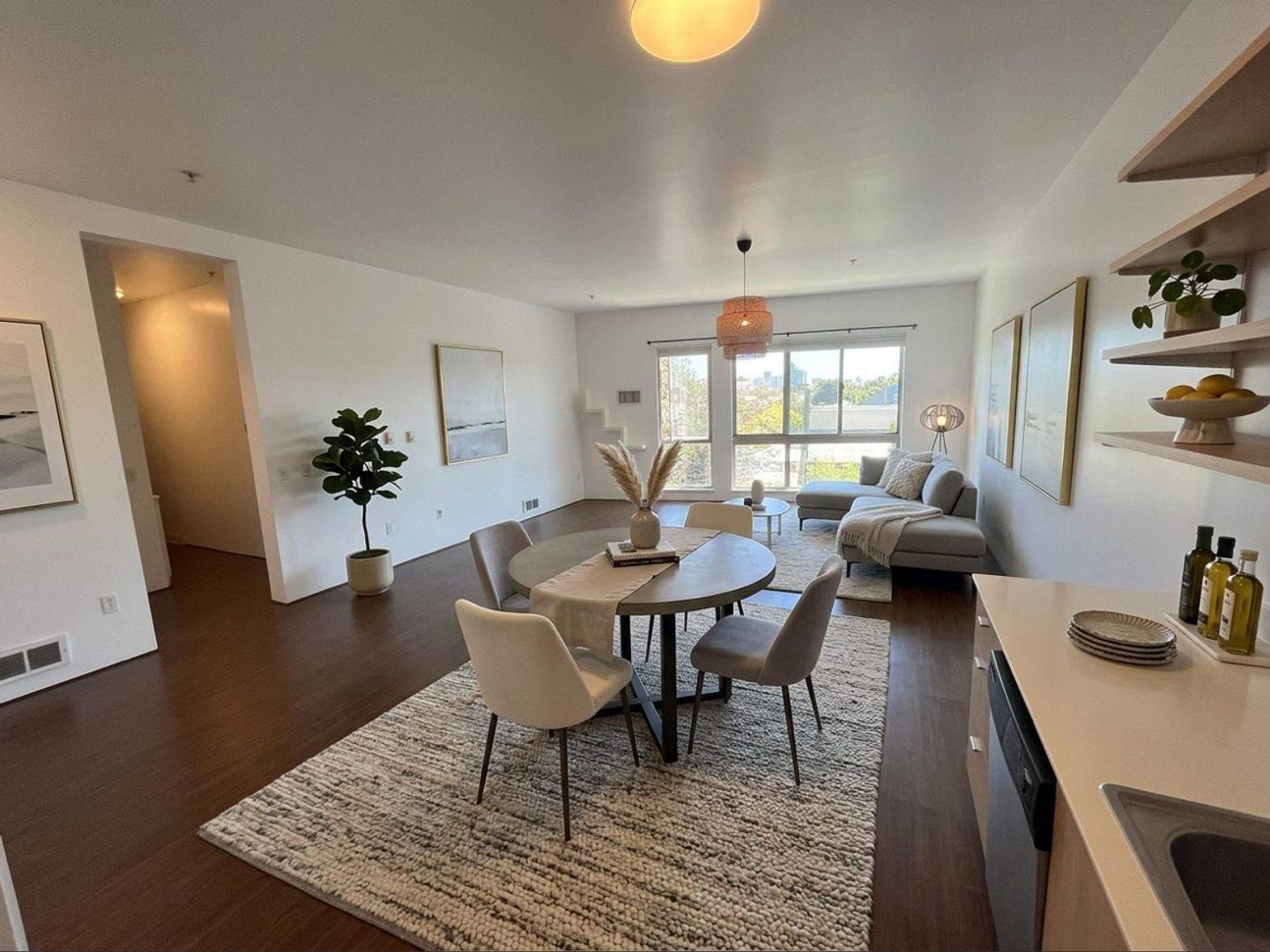 Oakland House: 1201 Pine St