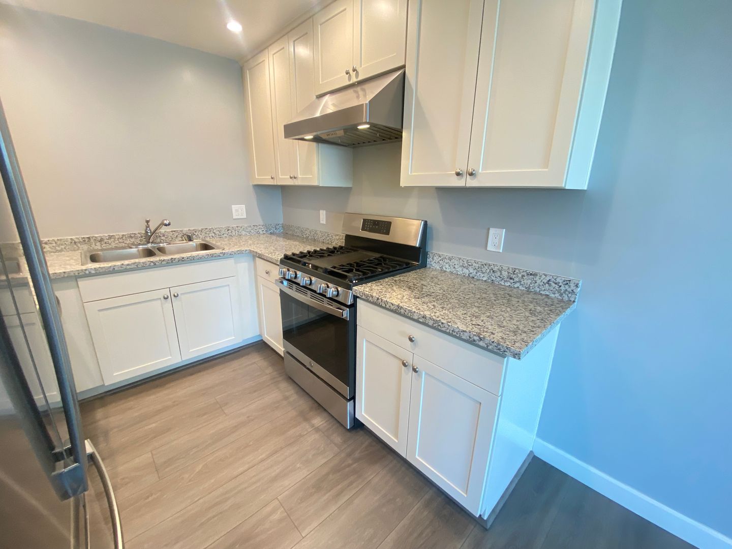 Oakland Apartment: 4124 Lyon Ave