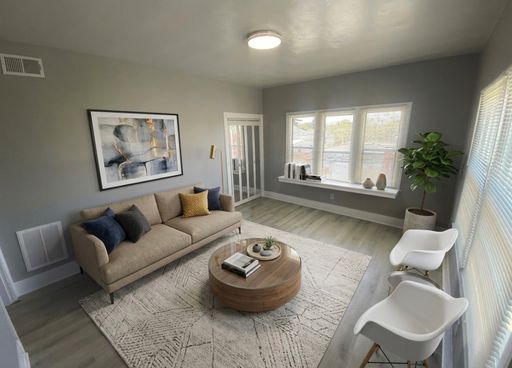 Beautiful Bright Brand New 2nd Floor Studio! On Site Laundry (Coming Soon) – photo 1