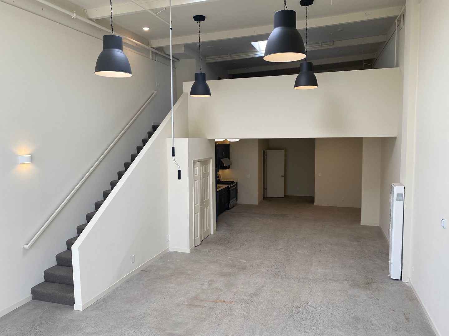 Oakland Apartment: 935, 939 & 947 61st St