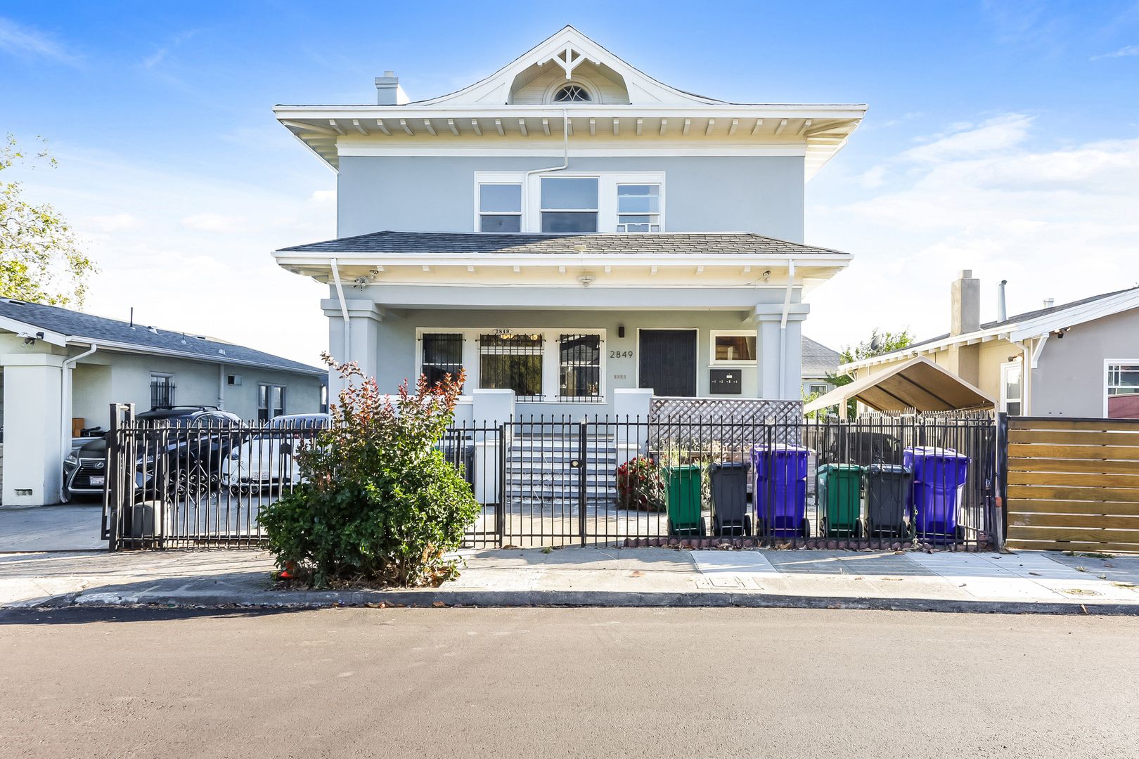 2849 Delaware St - Unit 3 - Main Image