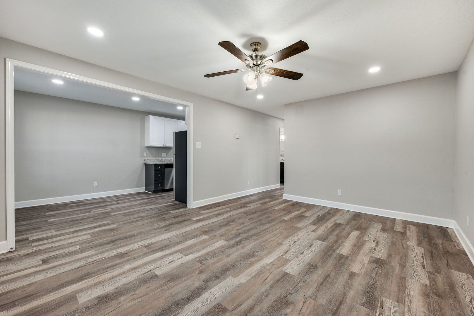 College Station Apartment: 1005 Summer Court Circle