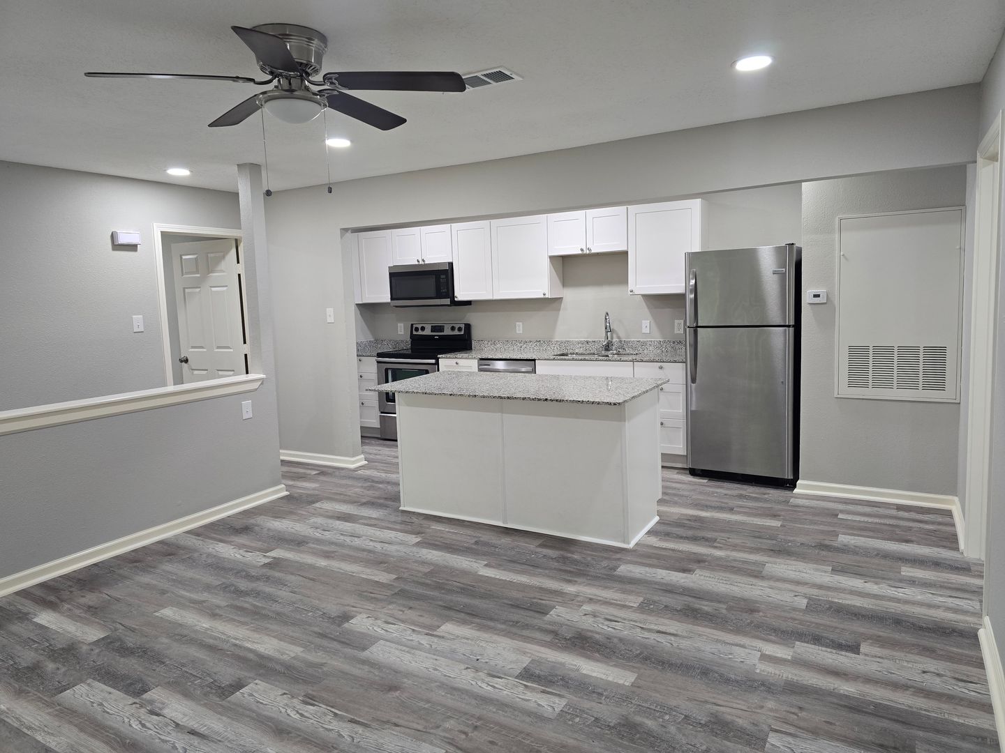 College Station Apartment: 205 Winter Park