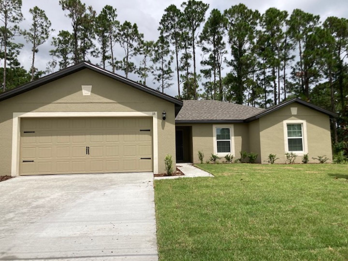 Palm Coast House: 35 Port Royal Drive