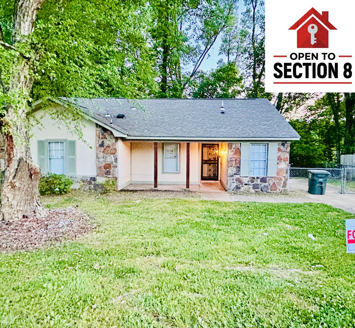 Memphis House: 3801 Rainford Dr.