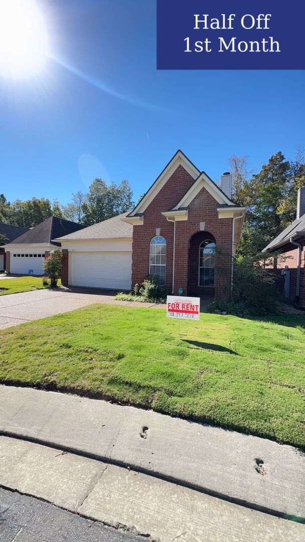 Cordova House: 885 Abbey Grove Ln.