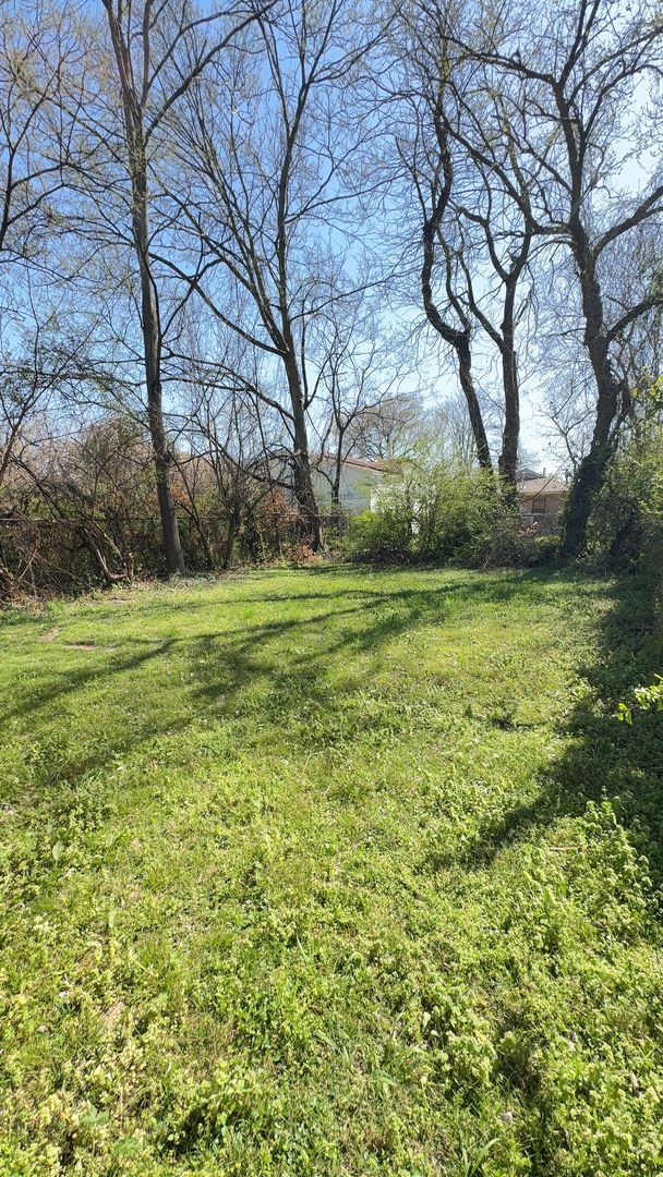 Memphis House: 2253 Marble Ave.