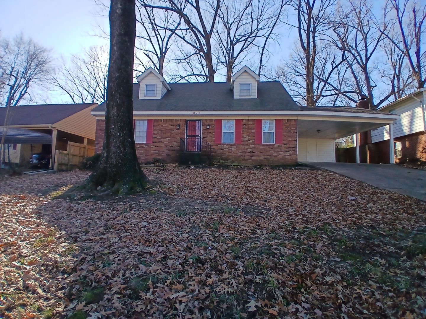 Memphis House: 3093 E Raines Rd.
