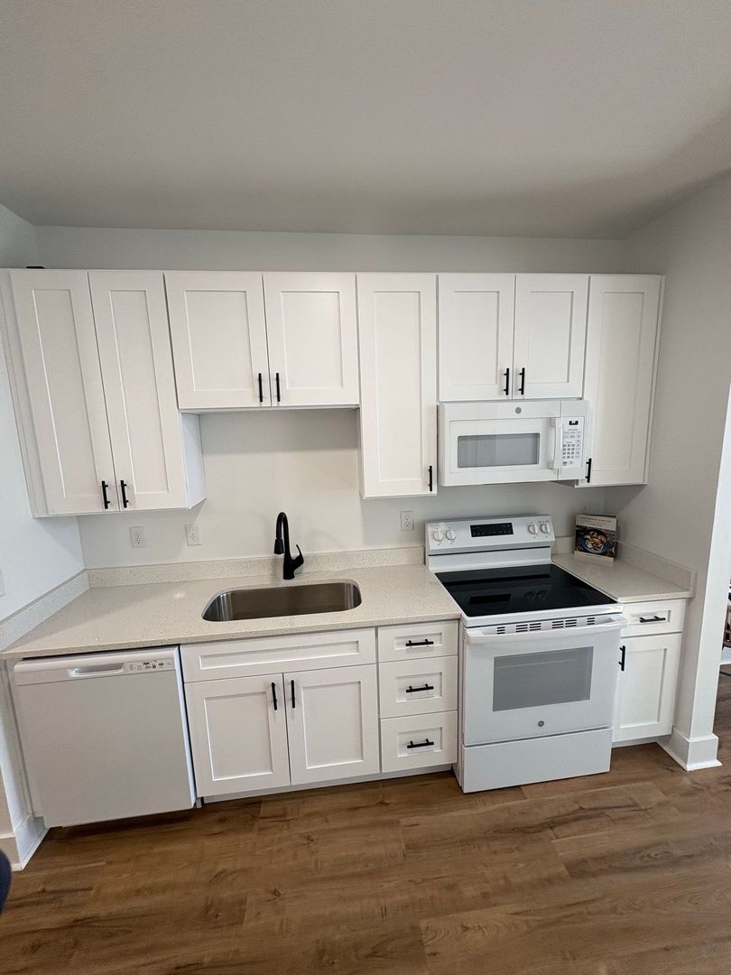 Memphis House: 1162 Peabody Ave. Unit #102