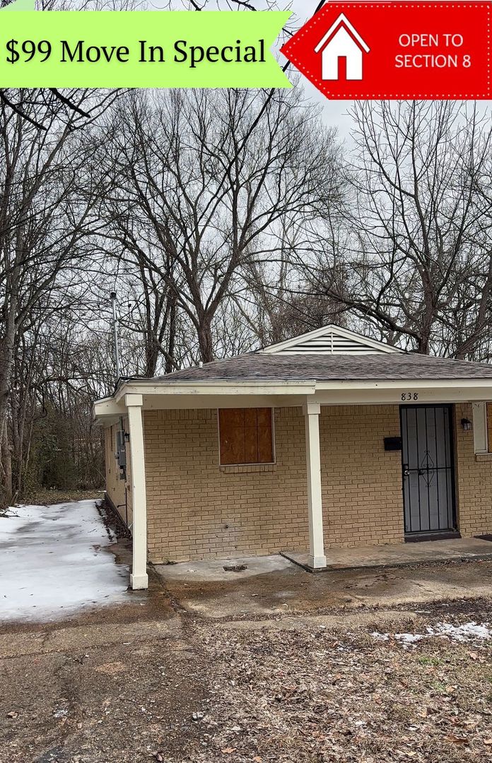 Memphis House: 838 Crockett Pl.