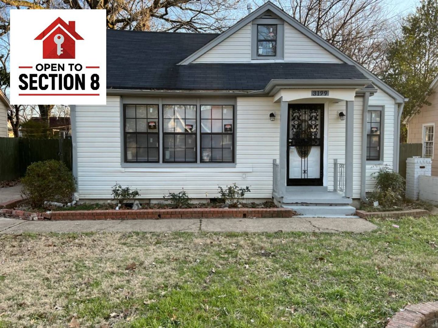 Memphis House: 3199 Douglass Ave.