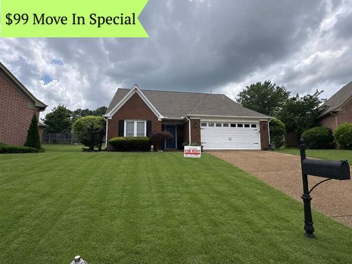 Beautiful 3 Bedroom 2 full bathroom home in Collierville – photo 1