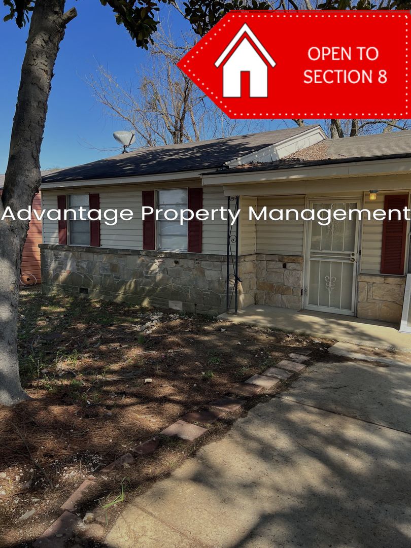 Memphis House: 4222 Bow St.