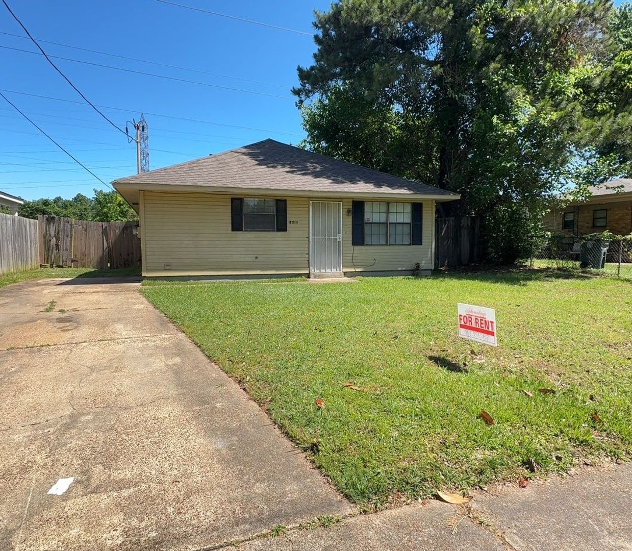 Memphis House: 3518 Venable Rd.