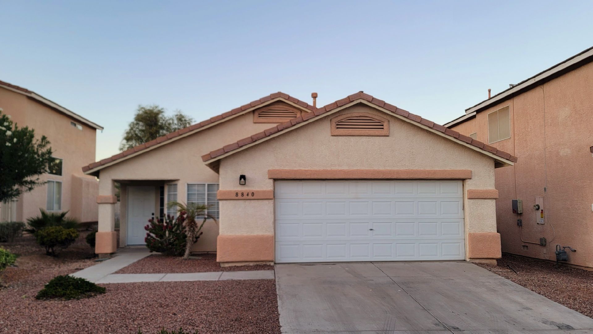 Las Vegas House: 8840 Spinning Wheel Ave