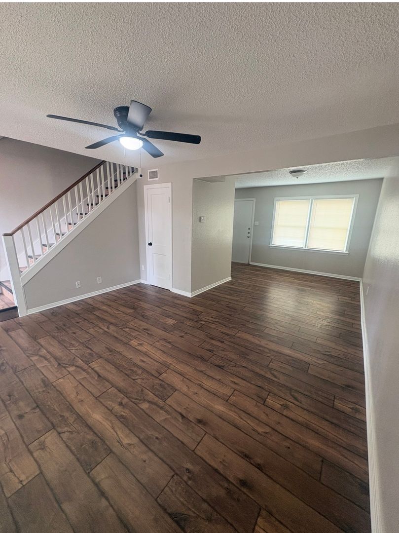 Lubbock Apartment: 2102 34th St