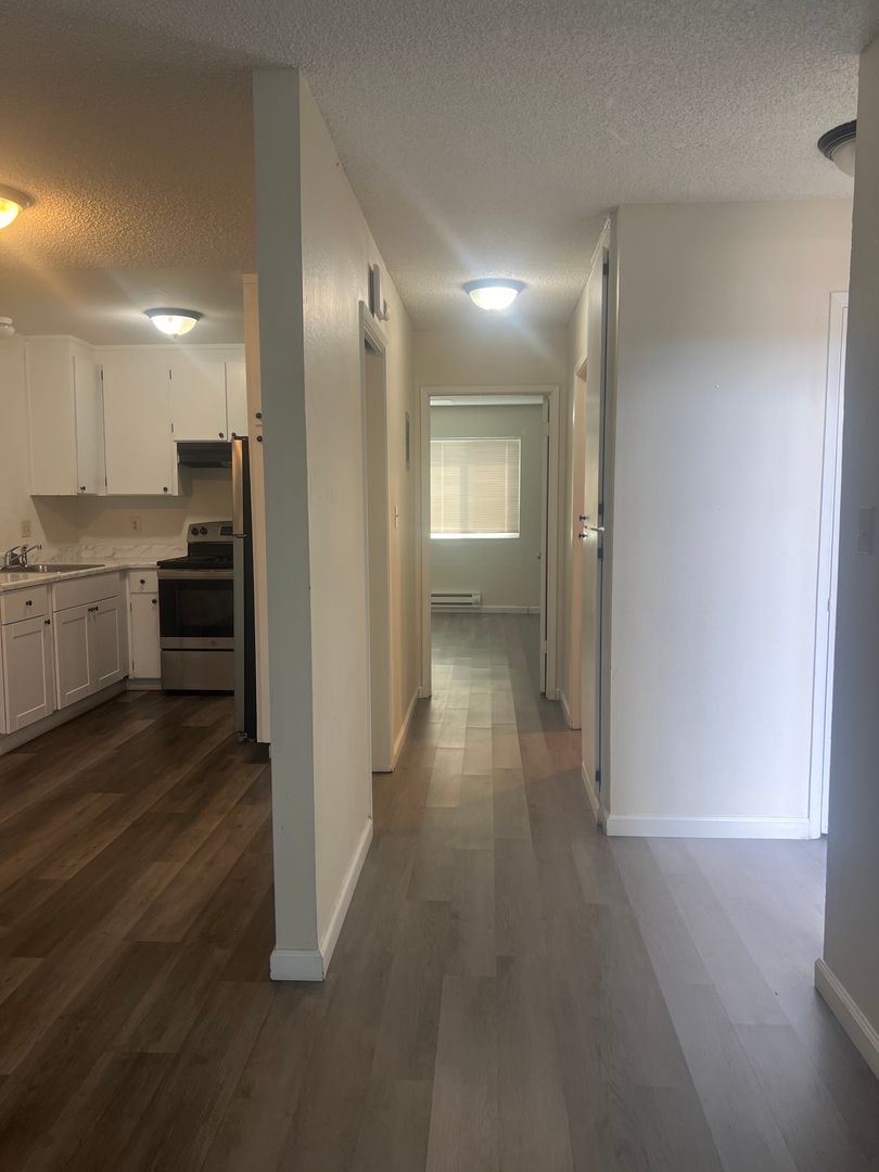 Bonnie Villa Apartments 3 of 6