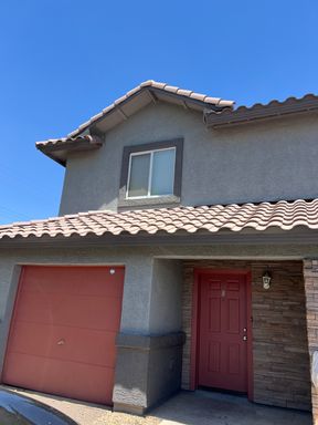 3 BED 2.5 Bath $1450. – photo 1